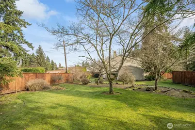 1051 Madison Avenue N, Bainbridge Island, WA 98110 - Photo 33