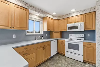 3719 Petersville Road NE, Bremerton, WA 98310 - Photo 13