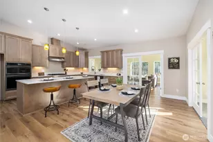 8127 Coyote Spgs Ln, Sedro Woolley, WA 98284 - Photo 17