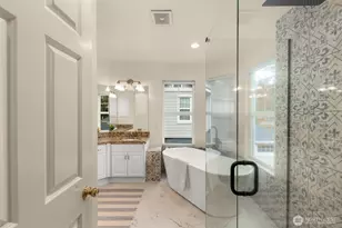 18391 NE 97th Ct, Redmond, WA 98052 - Photo 23