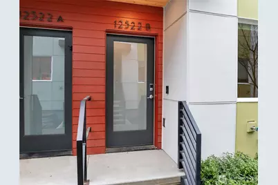 12522 15th Avenue NE #B, Seattle, WA 98125 - Photo 1