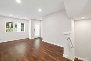 12522 15th Ave NE, Seattle, WA 98125 - Photo 5