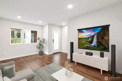 12522 15th Avenue NE #B, Seattle, WA 98125 - Photo 3