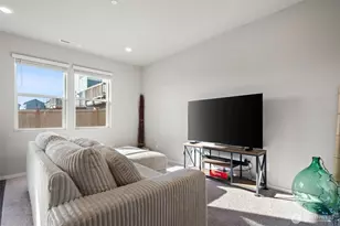 949 Tetherow St, Bremerton, WA 98310 - Photo 7