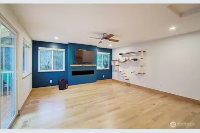 617 NE 10th Street, North Bend, WA 98045 - Photo 9