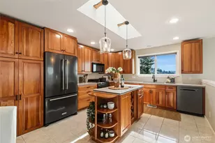 5064 Beach Dr SW, Seattle, WA 98136 - Photo 11