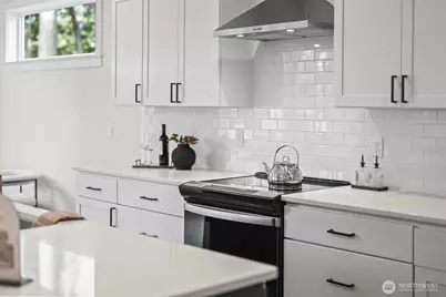 14202 14th Avenue Ct E, Tacoma, WA 98445 - Photo 15