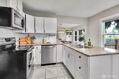 1029 S 60th St, Tacoma, WA 98408 - Photo 11