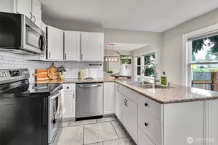 1029 S 60th St, Tacoma, WA 98408 - Photo 11