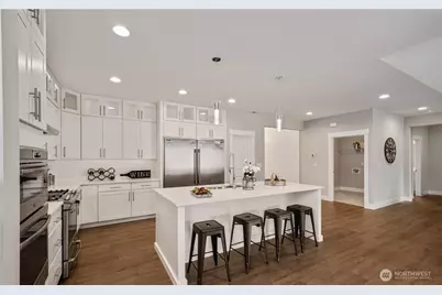 8831 27th St E, Edgewood, WA 98371 - Photo 9