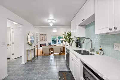 10001 NE 12th St #110, Bellevue, WA 98004 - Photo 9