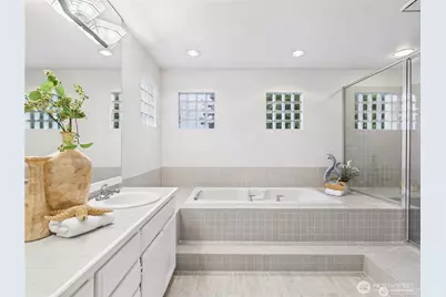 11906 SE 78th St, Newcastle, WA 98056 - Photo 21