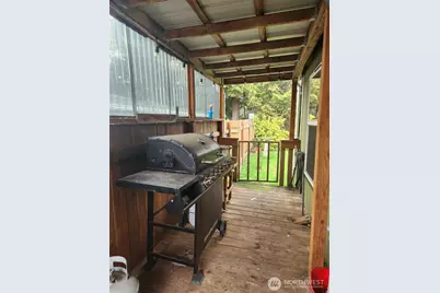 1101 S Scheuber Road #10, Centralia, WA 98531 - Photo 5