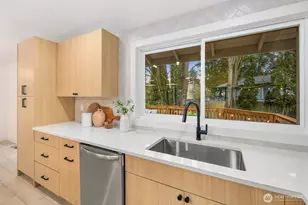 13018 NE 134th Pl, Kirkland, WA 98034 - Photo 11