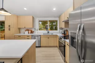 13018 NE 134th Pl, Kirkland, WA 98034 - Photo 9