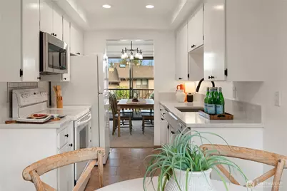 10713 Glen Acres Drive S #10713, Seattle, WA 98168 - Photo 15