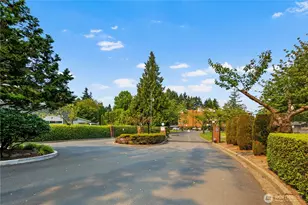 10713 Glen Acres Dr S, Seattle, WA 98168 - Photo 39