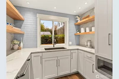 11642 Roseberg Ave S, Burien, WA 98168 - Photo 13