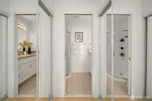 12517 NE 23rd Pl, Bellevue, WA 98005 - Photo 13