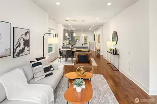 336 N 70th St, Seattle, WA 98103 - Photo 11