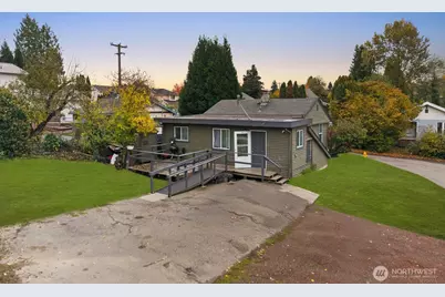 702 S Director Street, Seattle, WA 98108 - Photo 7