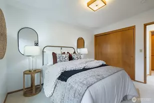 2557 Perkins Ln W, Seattle, WA 98199 - Photo 29