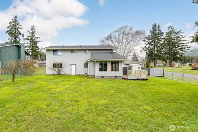 953 NW Illahee Drive, Oak Harbor, WA 98277 - Photo 33