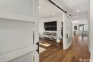 13988 SE 5th St, Bellevue, WA 98005 - Photo 37