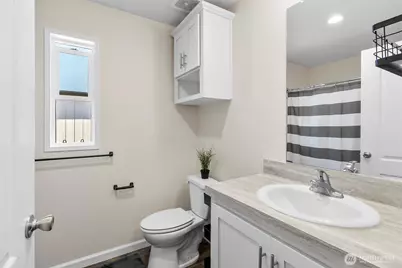 2400 Donovan Avenue #13, Bellingham, WA 98225 - Photo 13