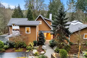 8803 NE Koura Rd, Bainbridge Island, WA 98110 - Photo 5