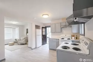 328 330 S Division St, Auburn, WA 98001 - Photo 5