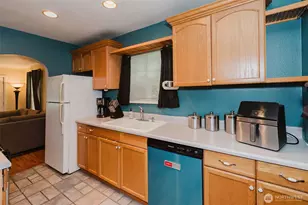 1342 N Montgomery Ave, Bremerton, WA 98312 - Photo 11