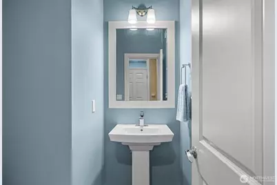 879 3rd Avenue NE, Issaquah, WA 98029 - Photo 19