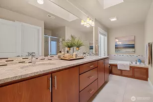 879 3rd Ave NE, Issaquah, WA 98029 - Photo 5