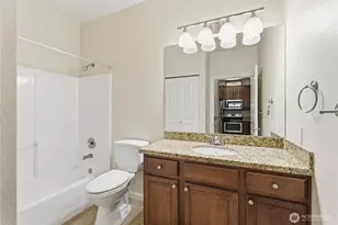 225 Logan Ave S, Renton, WA 98057 - Photo 13