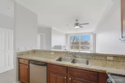 225 Logan Avenue S #281, Renton, WA 98057 - Photo 11