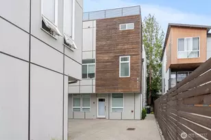 8613 23rd Ave NE, Seattle, WA 98115 - Photo 3