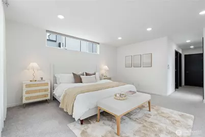 8613 23rd Avenue NE #B, Seattle, WA 98115 - Photo 33