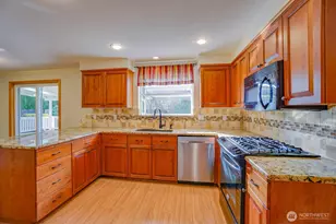 15517 NE 9th Cir, Vancouver, WA 98684 - Photo 9