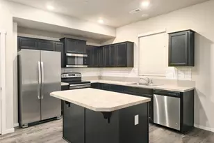 11008 188 St E, Puyallup, WA 98374 - Photo 7