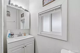 228 Holcomb Spur Rd, Kelso, WA 98626 - Photo 11