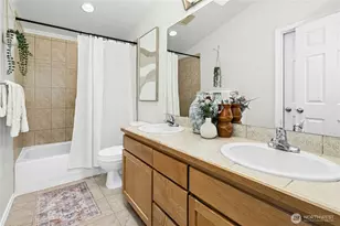 8832 Midvale Ave N, Seattle, WA 98103 - Photo 23