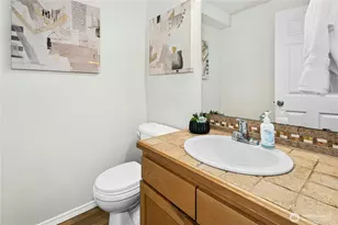 8832 Midvale Ave N, Seattle, WA 98103 - Photo 19