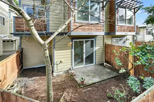 8832 Midvale Ave N, Seattle, WA 98103 - Photo 29