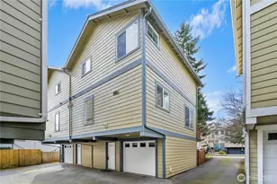 8832 Midvale Ave N, Seattle, WA 98103 - Photo 1