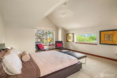 718 Nob Hill Avenue N #A, Seattle, WA 98109 - Photo 19