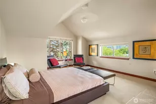 718 Nob Hill Ave N, Seattle, WA 98109 - Photo 19