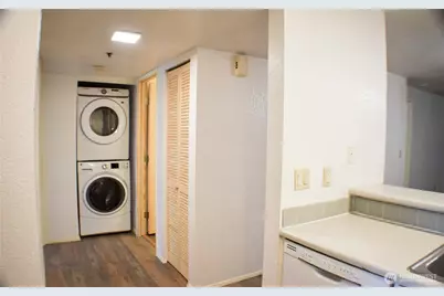 25120 98th Place S #A105, Kent, WA 98030 - Photo 5