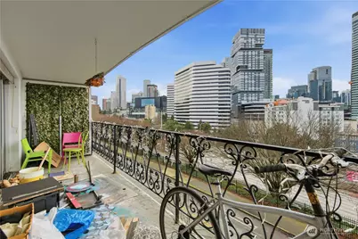 1740 Melrose Avenue #403, Seattle, WA 98122 - Photo 15