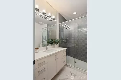 1717 99th Avenue NE, Bellevue, WA 98004 - Photo 21